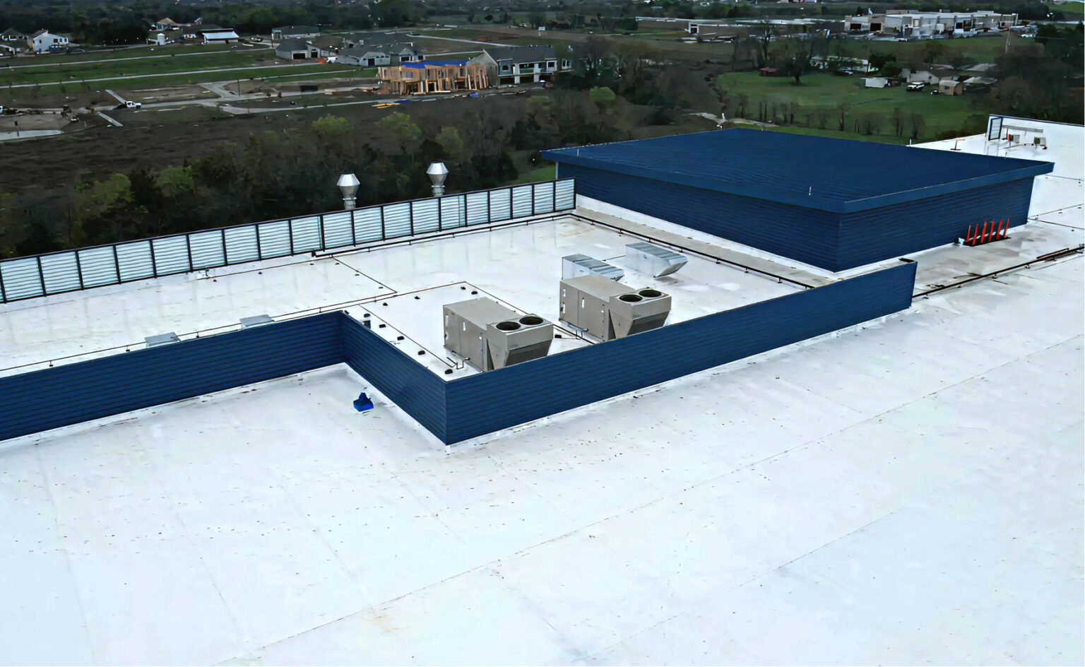 commercial metal roofing contractors